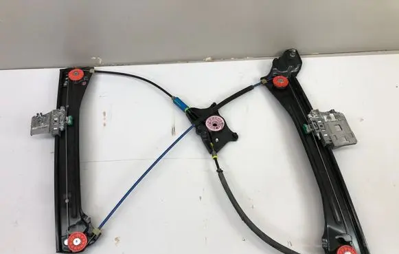 Audi A5 Front door electric window regulator 8W6837462A