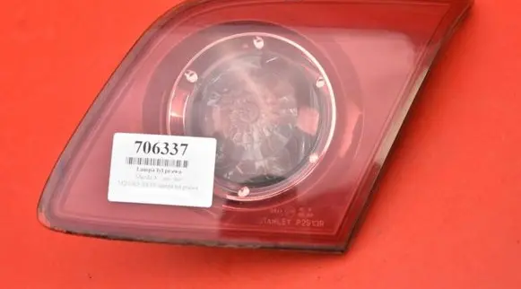 Mazda 3 I Rear/tail lights P2913R