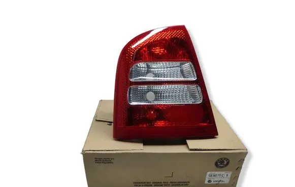 Skoda Octavia Mk1 (1U) Rear/tail lights 1U6945111C