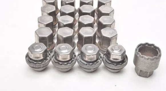 Land Rover Range Rover Velar Nuts/bolts 