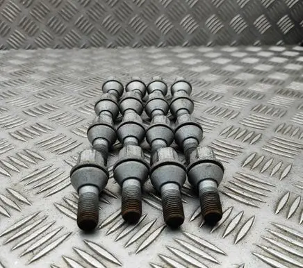 Nuts/bolts