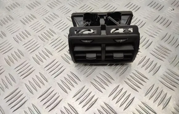 Opel Astra L Rear air vent grill 98353583ZD