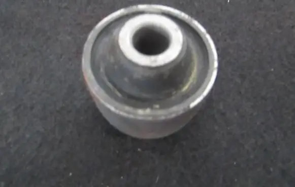 Ford Mondeo MK I Front wishbone bush 6790115