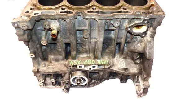 Mitsubishi ASX Engine block 1050A528