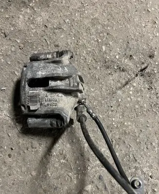 Peugeot 207 Front brake caliper