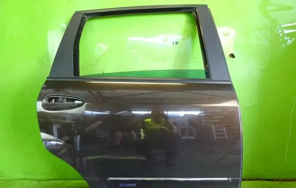 Fiat Croma Rear door
