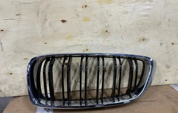 BMW M4 F82 F83 Front grill 7294819 7294813