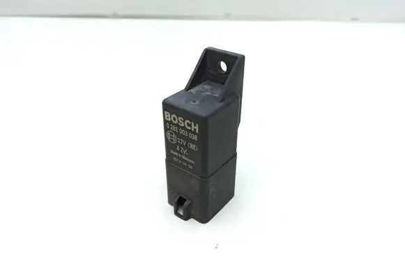 Volkswagen Crafter Glow plug pre-heat relay 038907281D 0281003038