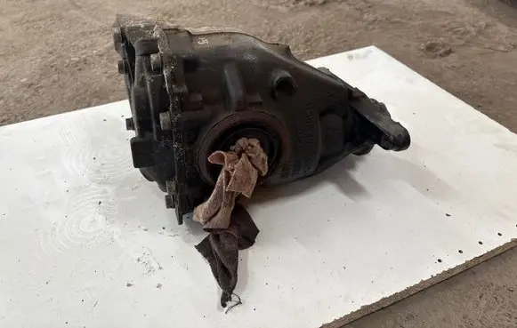 BMW X5 F15 Rear differential 7636994 EAY521338 891311101510167