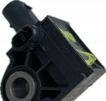 Chrysler Pacifica Airbag deployment crash/impact sensor 68245079AA