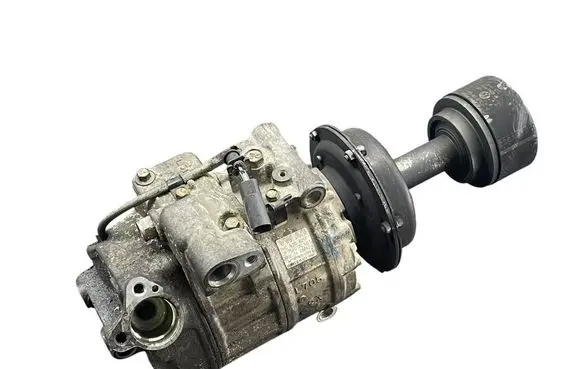 Volkswagen Touareg I Air conditioning (A/C) compressor (pump) 7H0820805F