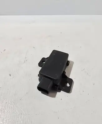 Opel Astra J Tire pressure control unit 13321961