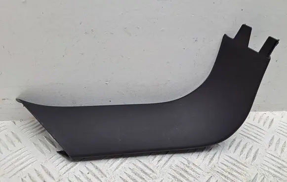 Toyota Avensis T270 Tailgate trim 6793805030C0 6793805030