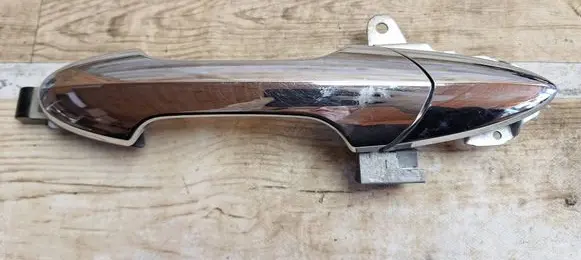Honda FR-V Front door exterior handle