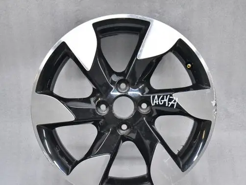 Nissan Micra R16 alloy rim 