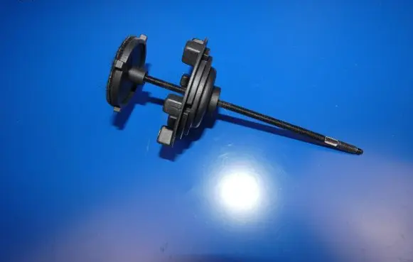 Jaguar XJ X351 Spare wheel bolt 