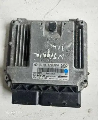 Opel Insignia A Engine control unit/module 55566722 55573330 0281015149