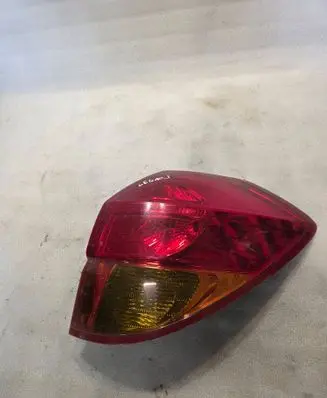 Subaru Legacy Rear/tail lights 22020792