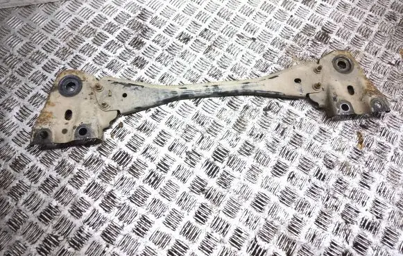 Volvo V60 Bottom radiator support slam panel 30699889