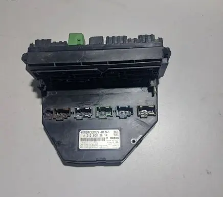 Mercedes-Benz E W212 SAM control unit A2129003614 A2129020806 A2129016304