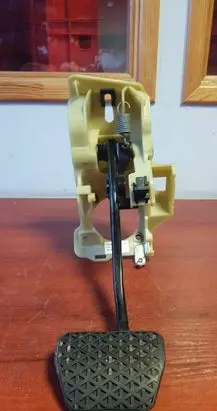 BMW 5 E60 E61 Brake pedal 6760834