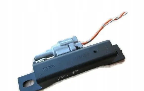 Nissan Pathfinder R51 Clutch pedal sensor 