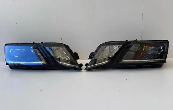 Skoda Octavia Mk3 (5E) Headlight/headlamp 5E1941015D 5E1941016D