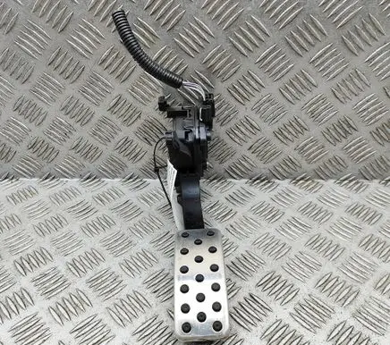 Smart ForTwo III C453 Accelerator throttle pedal A4532900900 180025148R