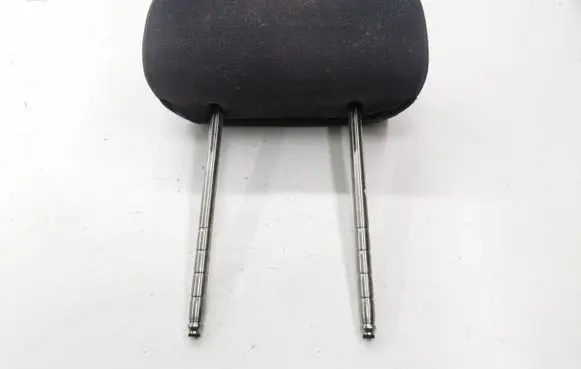 Volkswagen PASSAT B5 Front seat headrest 