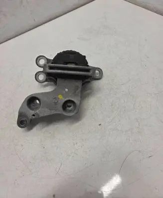 Nissan X-Trail T32 Engine mount bracket 112114BA0A