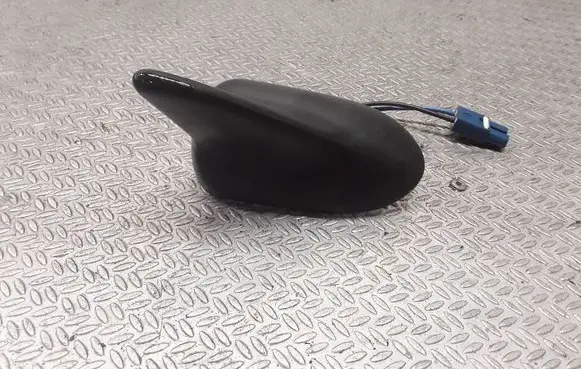 Opel Insignia A Aerial GPS antenna 13241308 0519140640