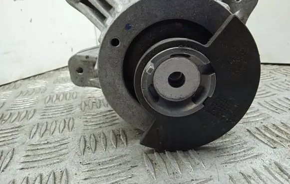 Mercedes-Benz E W213 Engine mount bracket A2132403500