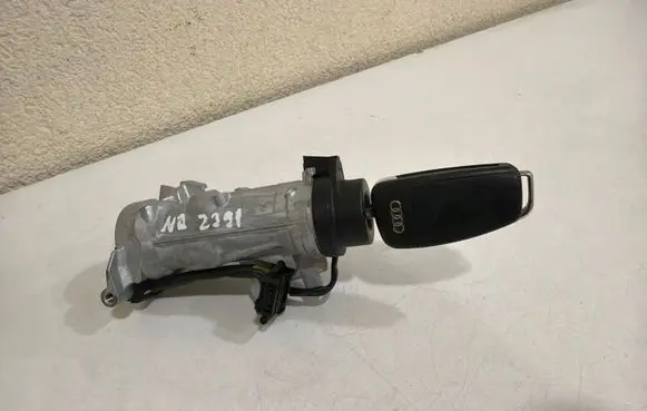 Audi A3 S3 A3 Sportback 8P Ignition lock 1K0905851B