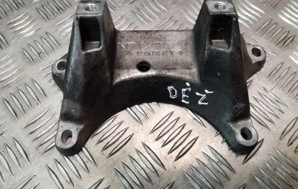 Mercedes-Benz S W221 Gearbox mounting bracket A2112420340