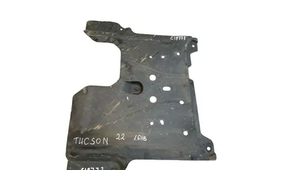 Hyundai Tucson IV NX4 Engine splash shield/under tray 62408N7000 W2G0683 E2021620