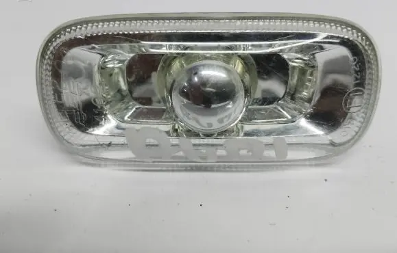 Audi A4 S4 B7 8E 8H Front fender indicator light 8E0949127