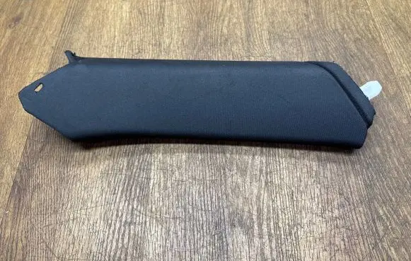 (C) pillar trim