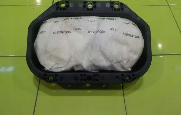 Chevrolet Orlando Passenger airbag 13349271