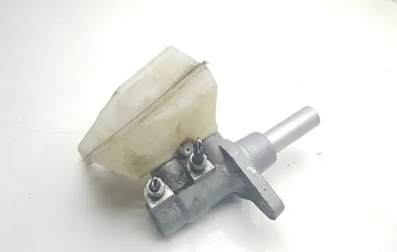Peugeot 3008 I Master brake cylinder 965400218001