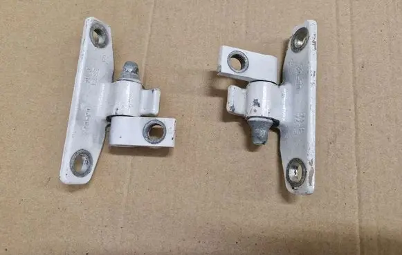 Hummer H3 Rear door hinge set 