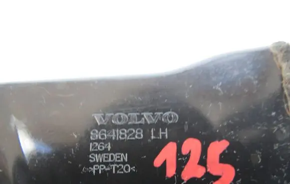 Volvo XC90 Dash center air vent grill 8641828 1264