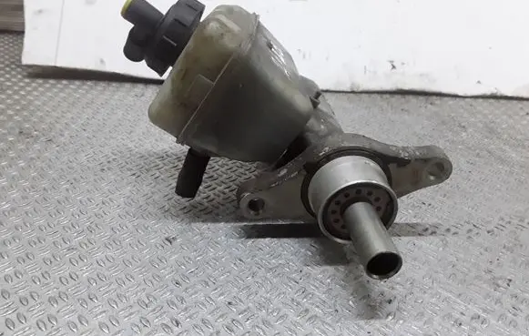 Dacia Logan I Master brake cylinder 03350890471