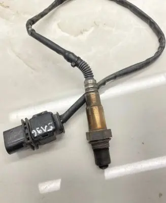 Audi A3 S3 A3 Sportback 8P Lambda probe sensor 03L906262 0281004085086 T001041