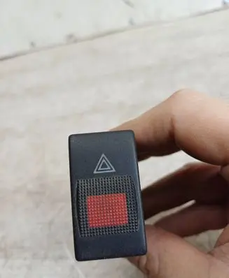 Audi A8 S8 D2 4D Hazard light switch 4D0941509 SAECC89