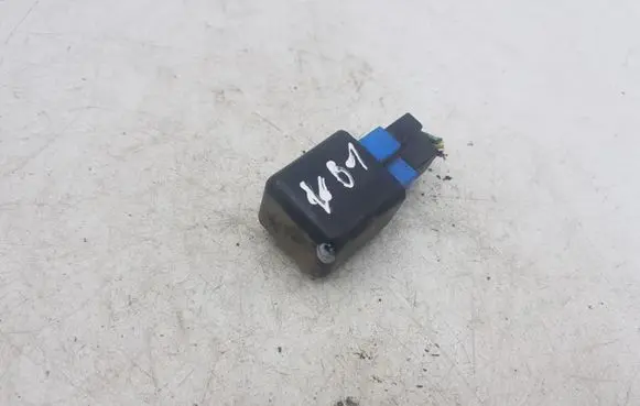 Mitsubishi Pajero Sport I Other relay NOCODE