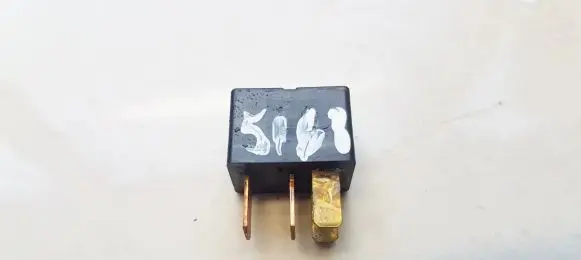 Mitsubishi Outlander Other relay MR5885657 ACV31212