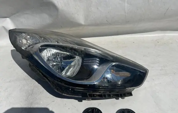 Hyundai ix20 Headlight/headlamp 92102-1KXXX