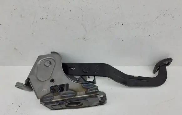 Clutch pedal