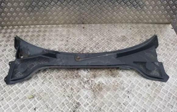 Audi TT TTS Mk2 Wiper trim 8J2819401