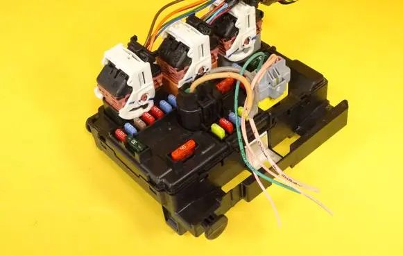 Fuse box set